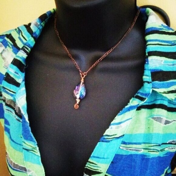 Gorgeous  Blue Color!!! Copper Wire Wrapped Faceted Teardrop + Figaro Chain - Picture 1 of 10